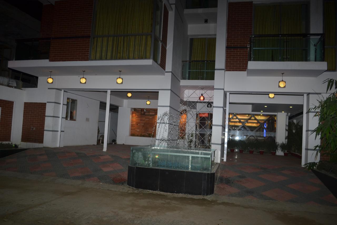 Hotel Lighthouse Family Retreat Cox's Bazar Esterno foto