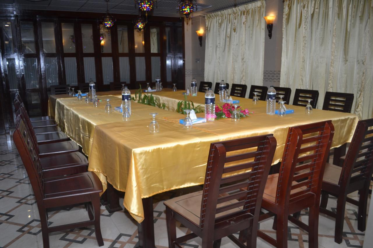 Hotel Lighthouse Family Retreat Cox's Bazar Esterno foto