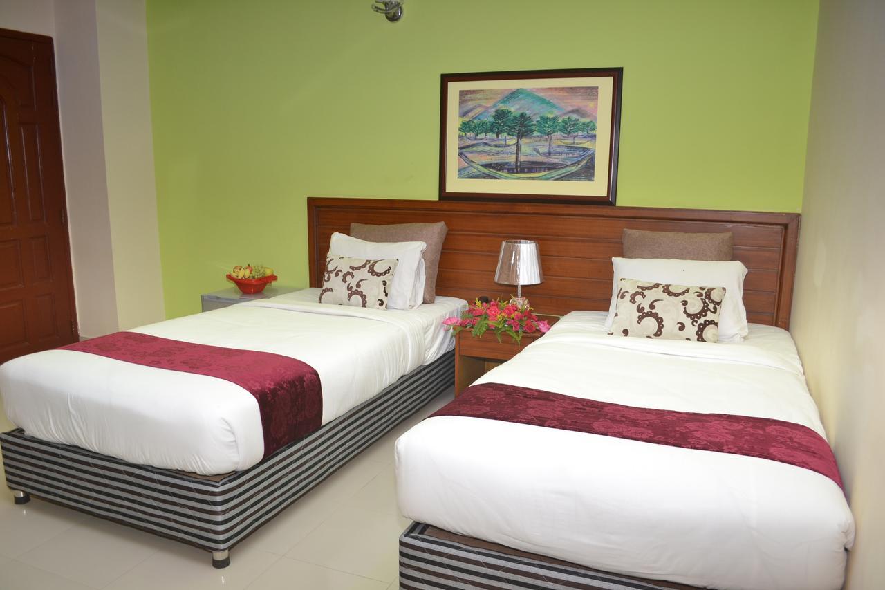 Hotel Lighthouse Family Retreat Cox's Bazar Esterno foto
