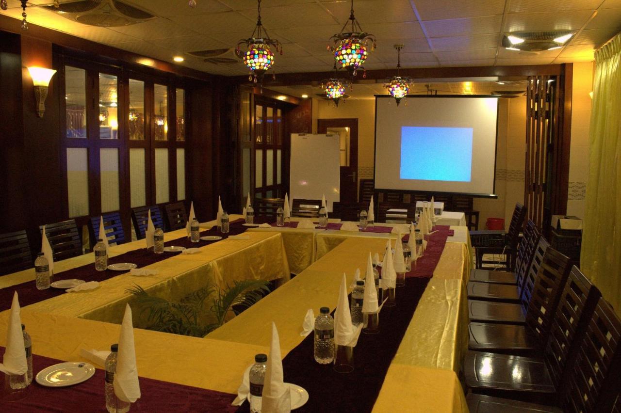 Hotel Lighthouse Family Retreat Cox's Bazar Esterno foto