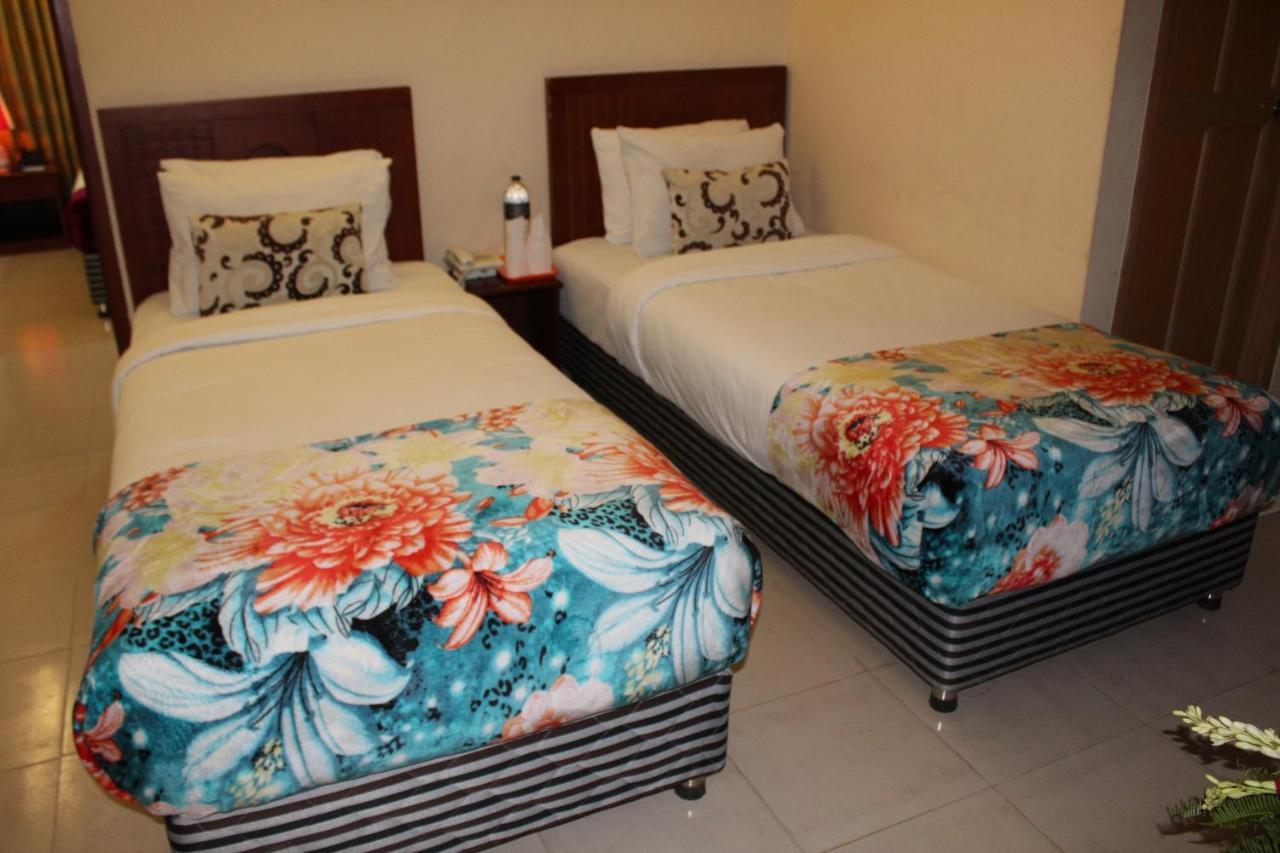 Hotel Lighthouse Family Retreat Cox's Bazar Esterno foto