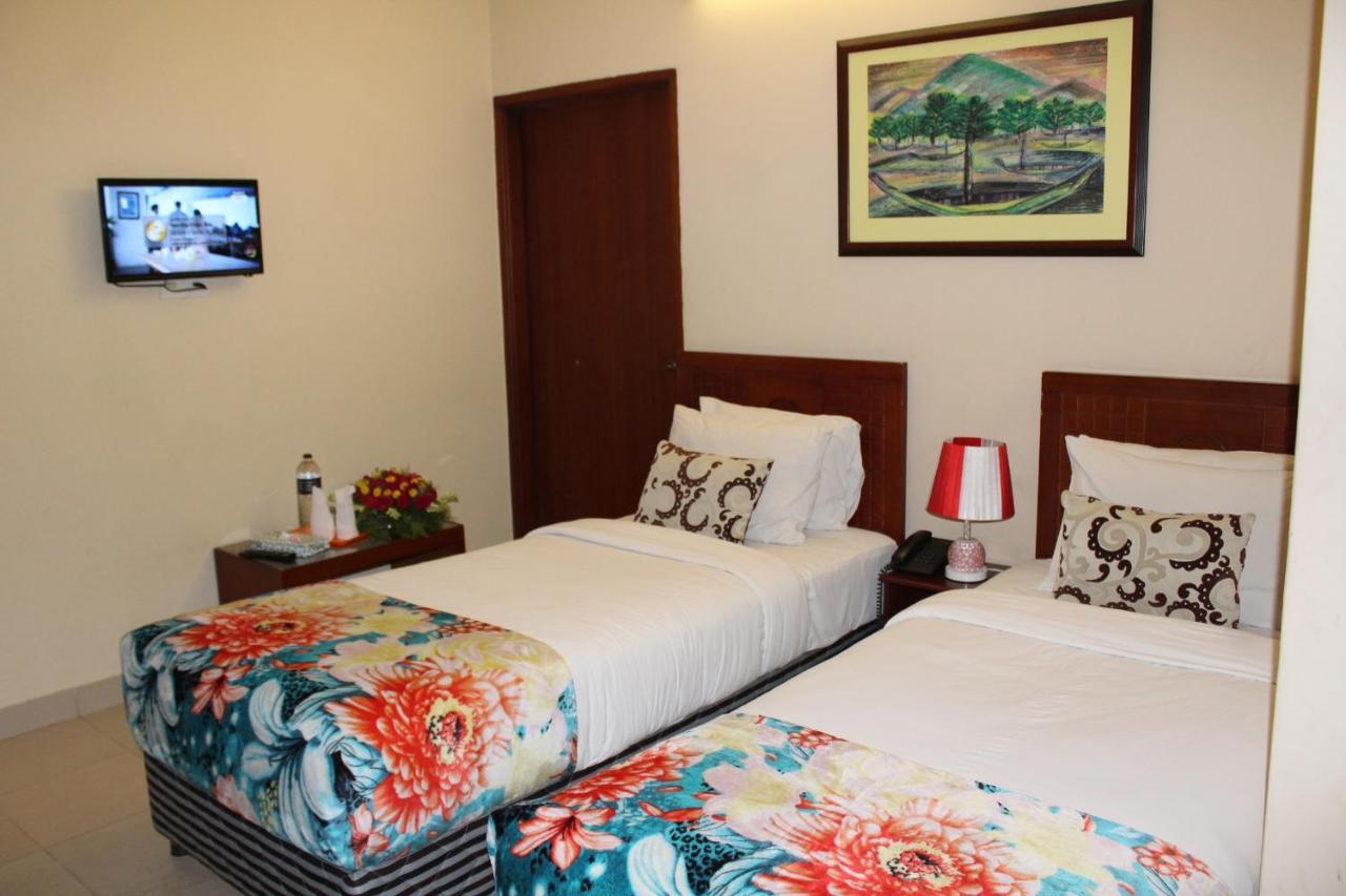 Hotel Lighthouse Family Retreat Cox's Bazar Esterno foto