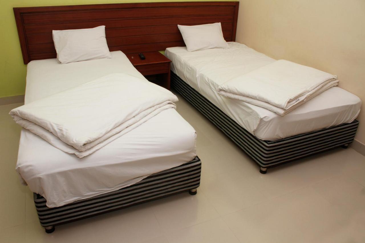 Hotel Lighthouse Family Retreat Cox's Bazar Esterno foto